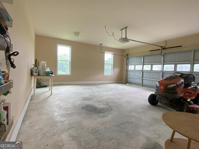 Building Photo - 135 Evans Rd