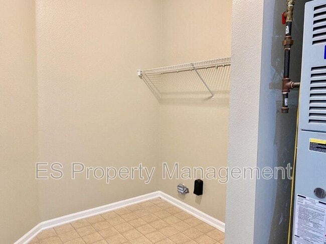 Building Photo - 1954 Angel Tear Ct