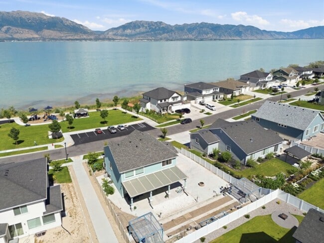 Building Photo - 2877 S Greenhead Dr