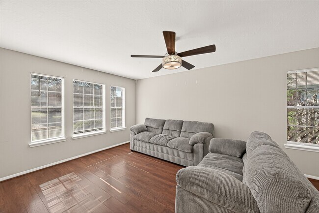 Building Photo - 17522 Coventry Squire Dr