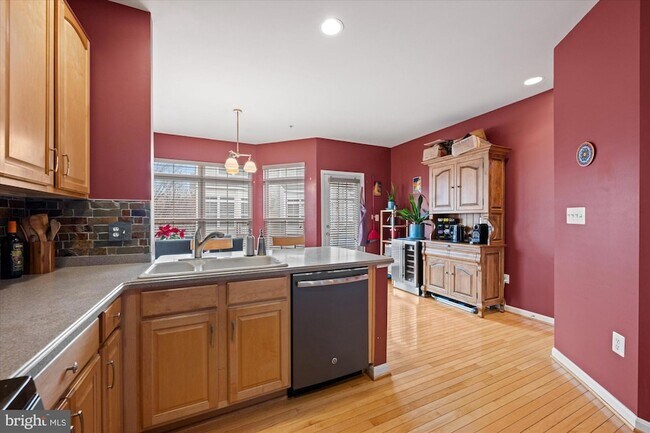 Building Photo - 210 Cameron Station Blvd