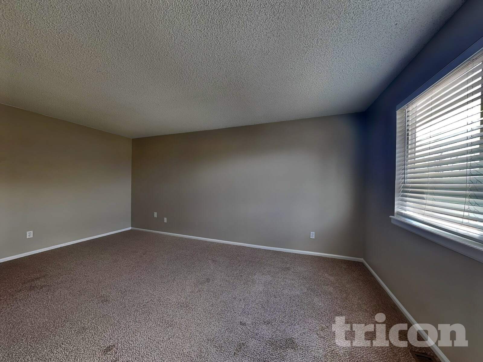 Building Photo - 18160 E Asbury Dr