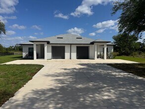 Building Photo - 1151 Oceanic Rd