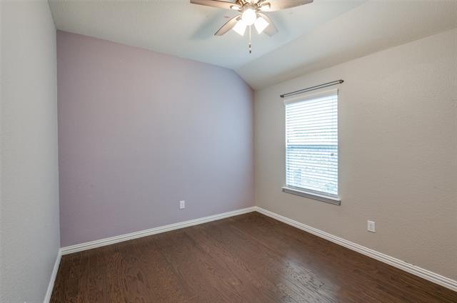 Building Photo - 3617 Roth Dr