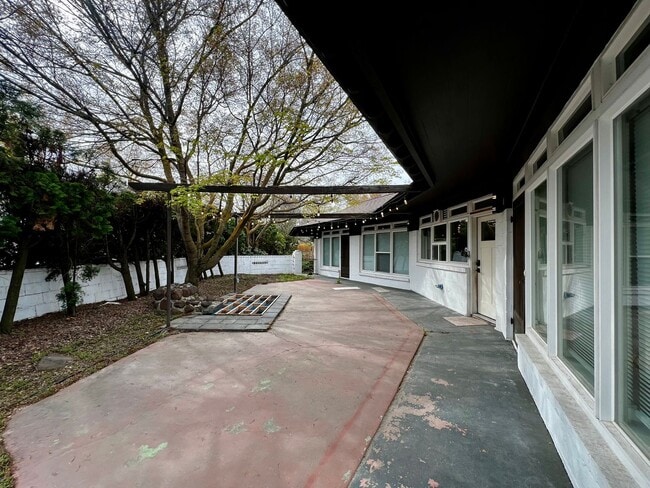 Building Photo - Non-Refundable & Security Deposit Total: $3000.00