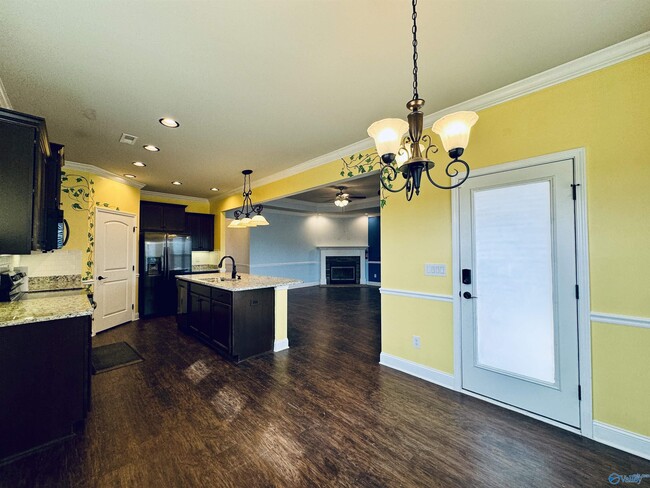 Building Photo - 26764 Mill Creek Dr