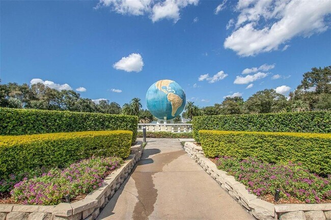 Building Photo - 2041 Australia Way W