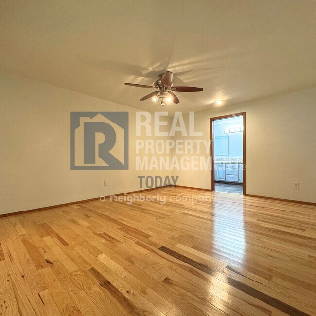 Building Photo - Remodeled Rambler In Gem Heights neighborh...