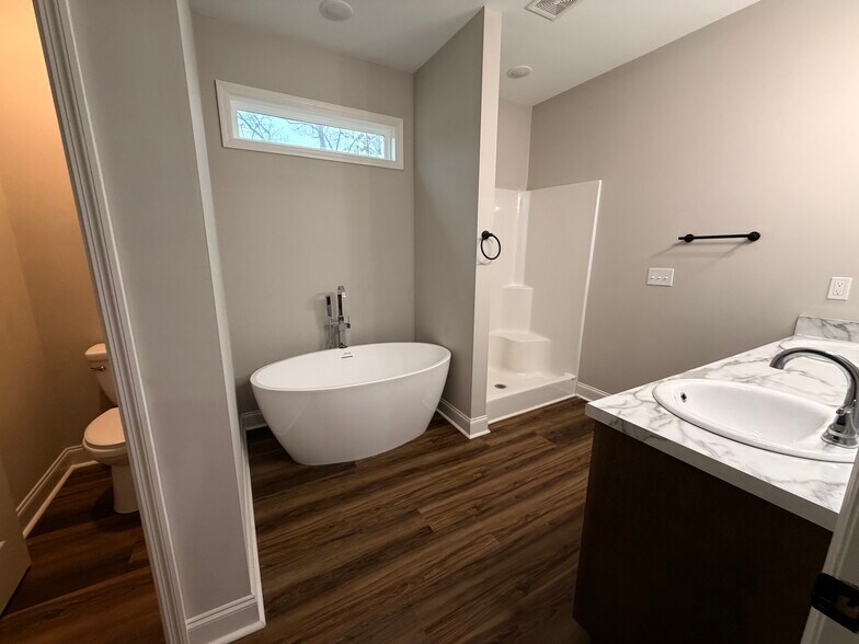 Building Photo - 10515 Wall Triana Hwy