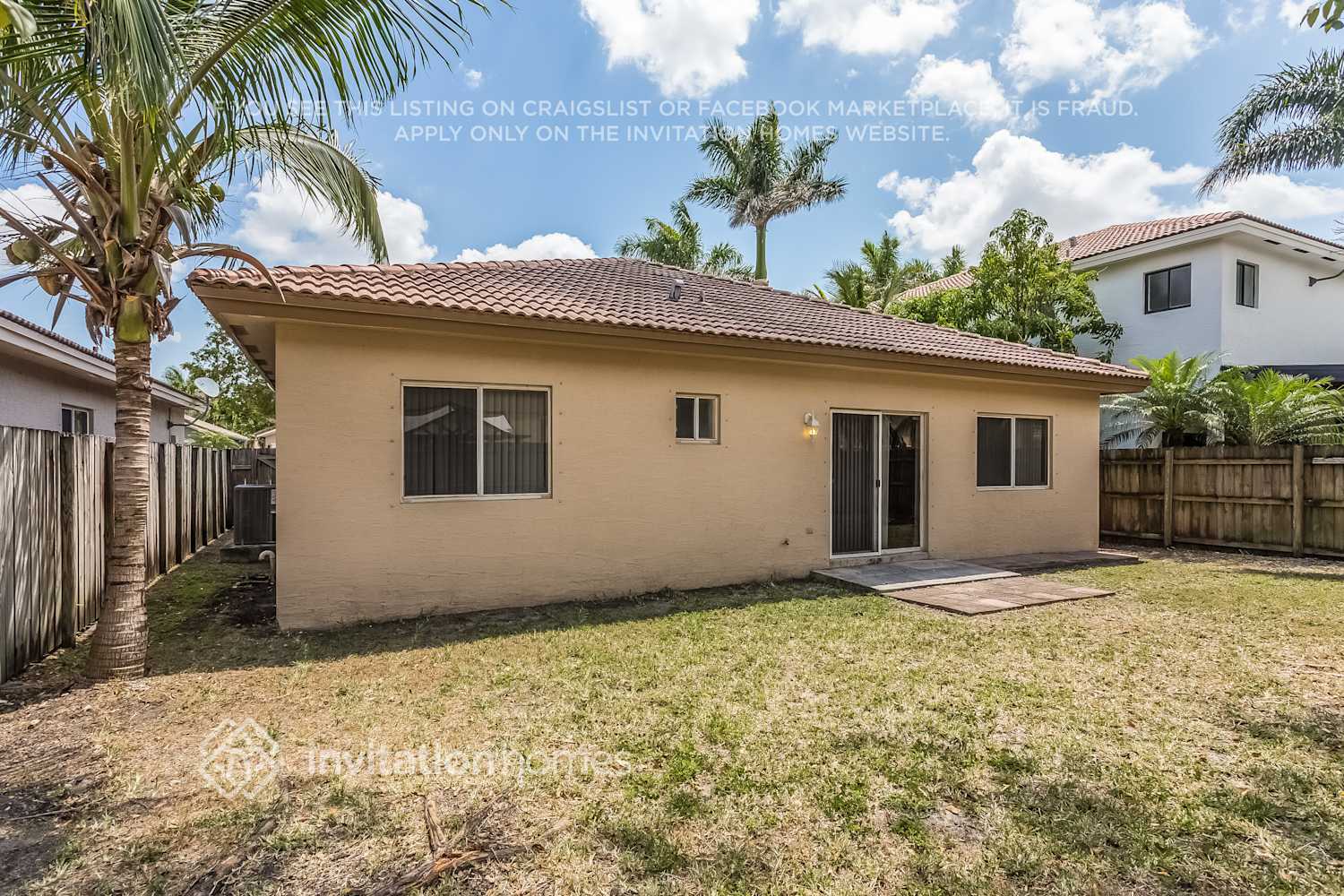 Building Photo - 14438 SW 158th Pl