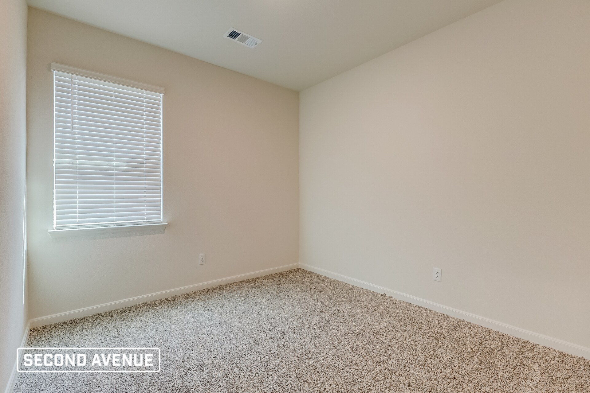Building Photo - 9616 Sierra Grande Dr