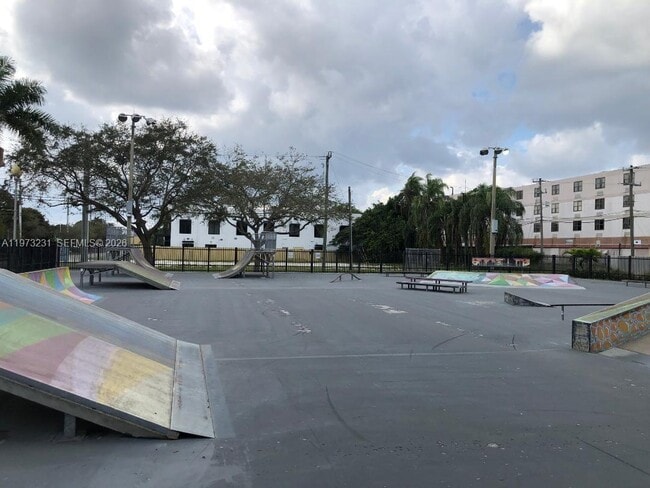 Building Photo - 17255 SW 95th Ave