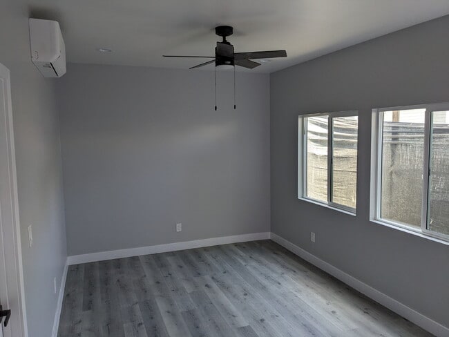 Building Photo - Brand New Constructed 1 Bed / 1 Bath – Sch...