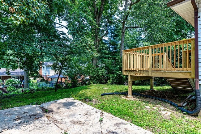 Building Photo - Single Family Home Mariemont