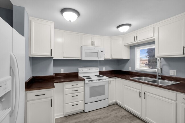 Building Photo - 522 Crawford St