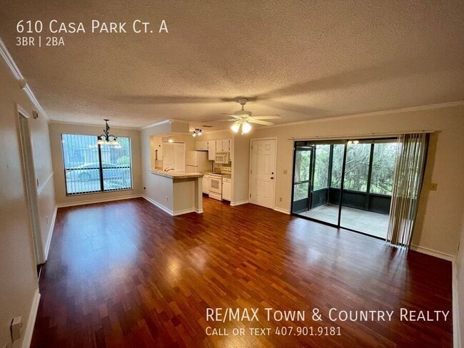 Building Photo - 610 Casa Park N Ct