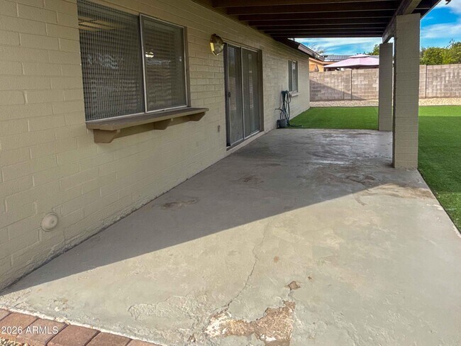 Building Photo - 16811 N 32nd Ave