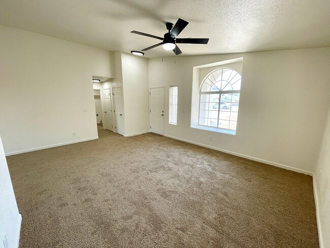 Building Photo - Newly Update 2 Bedroom Home in Mohave Valley!