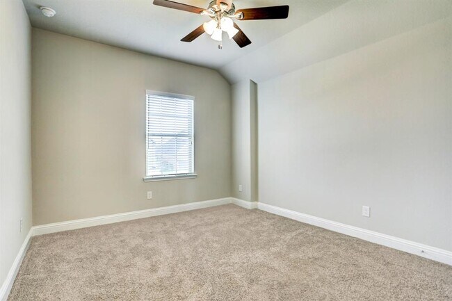 Building Photo - 29838 Norwood Canyon Ln