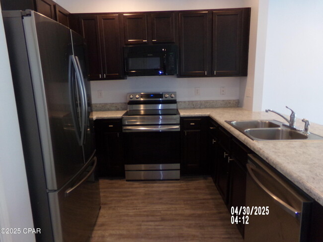 Building Photo - 5836 Callaway Cir