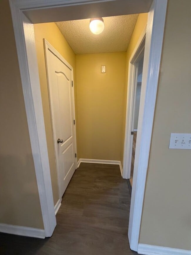 Building Photo - Charming 3 Bed, 2 Bath Home in Warner Robins!