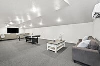 Building Photo - 303 CM Rdg Ln