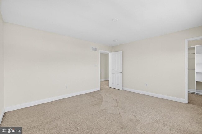 Building Photo - 2707 Henry Moore Ln
