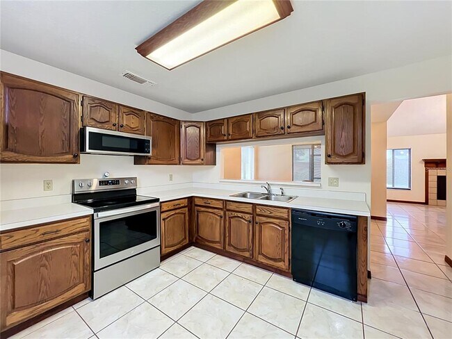 Building Photo - 4119 Waterview Loop
