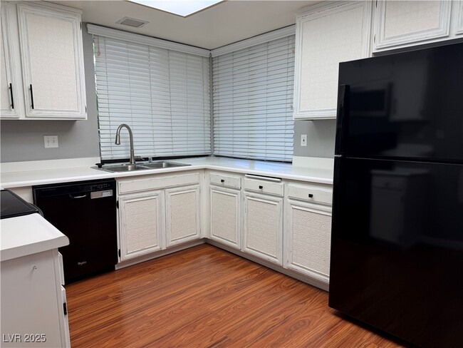 Building Photo - 2438 San Lucas Cir