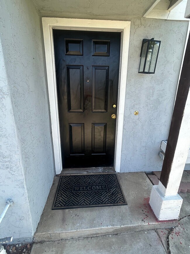 Building Photo - 27239 Coronado Way