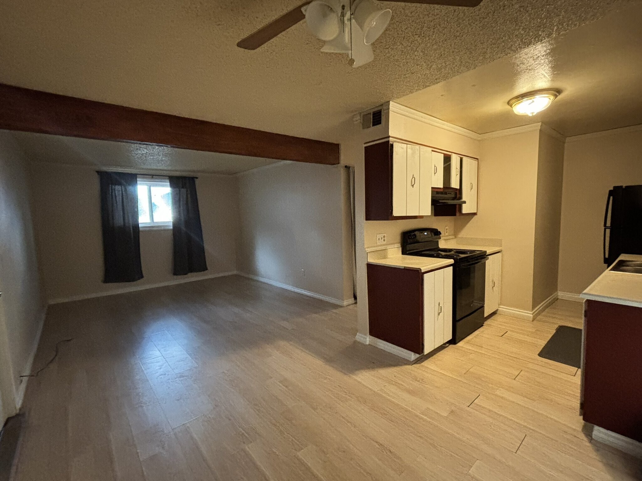 Building Photo - 16259 W 10th Ave