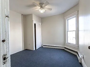 Building Photo - 381 Forest Ave