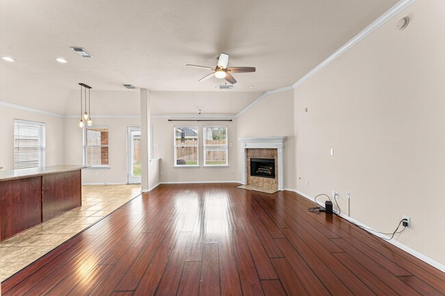 Building Photo - 13009 Castlewind Ln