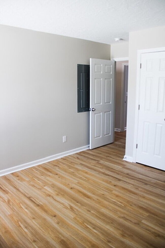 Building Photo - 213 Bundrum Dr NW