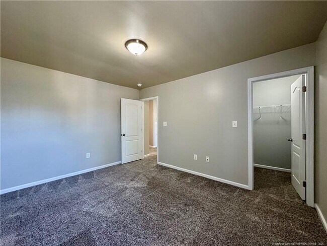 Building Photo - 105 Bluebonnet Oak Ct