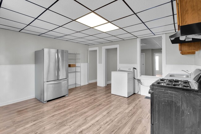 Building Photo - 276 W St Joseph St