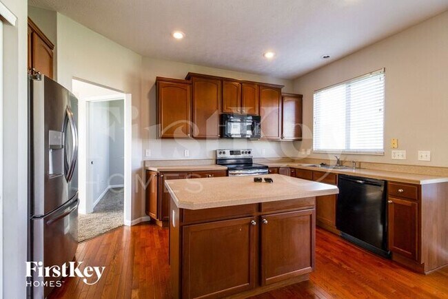Building Photo - 6626 Thistle Grove