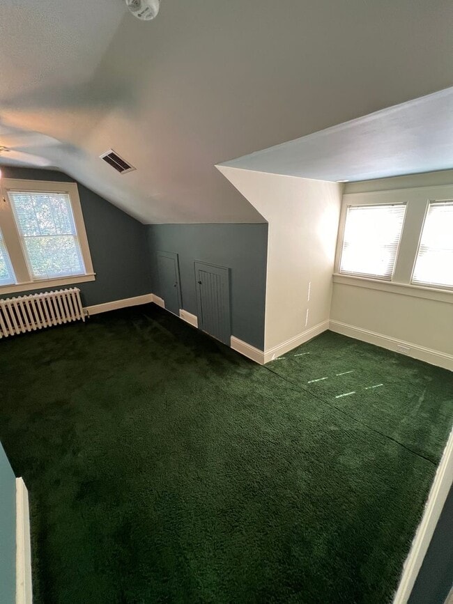 Building Photo - Beautiful 4 BR Brick Cape Cod in Lancaster!