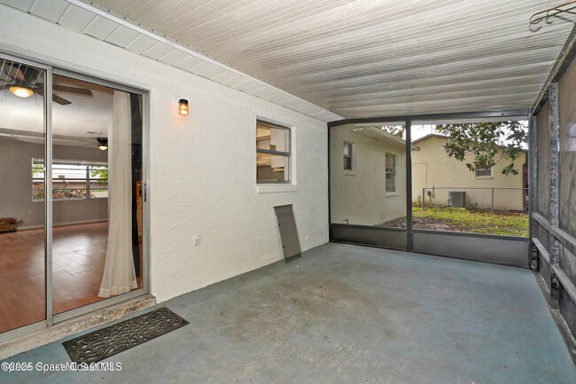 Building Photo - 3689 Longbow Rd