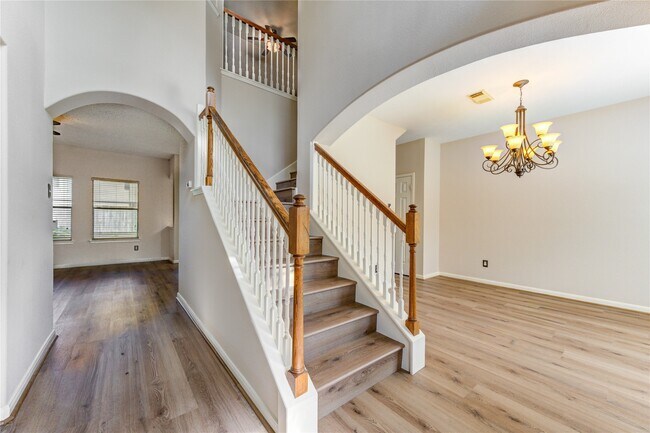 Building Photo - 1223 Oak Canyon Ln