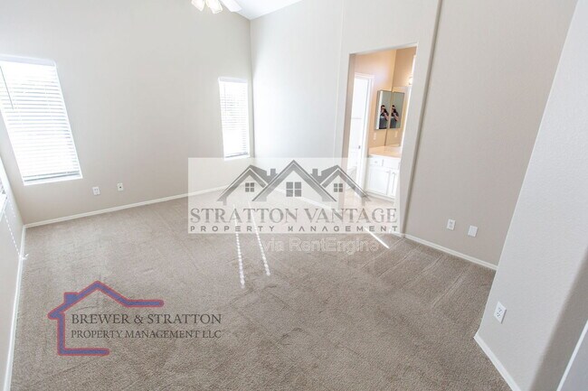 Building Photo - 3533 W Sousa Ct