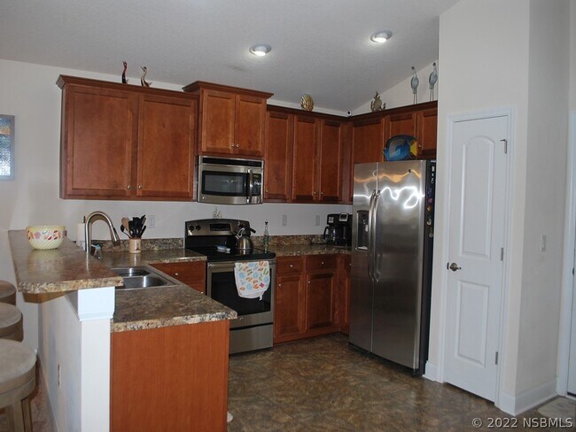 Building Photo - 621 Coral Trace Blvd