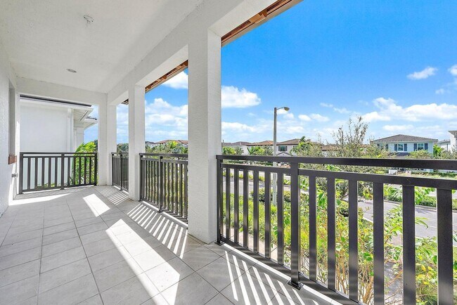 Building Photo - 13128 Alton Rd