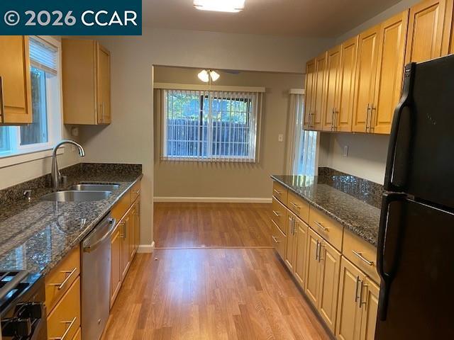 Building Photo - 2182 Marsh Ave