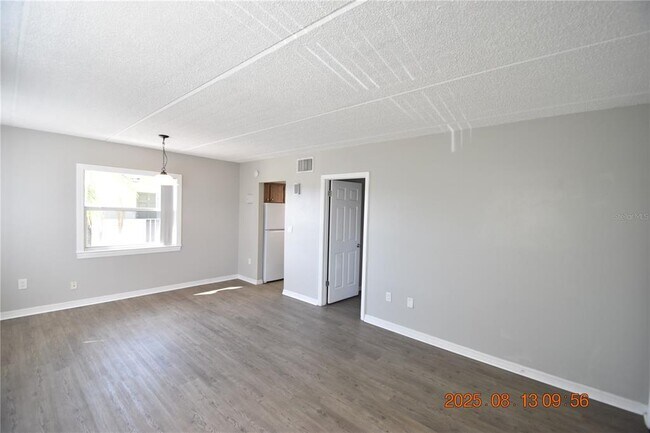 Building Photo - 304 Danube Ave