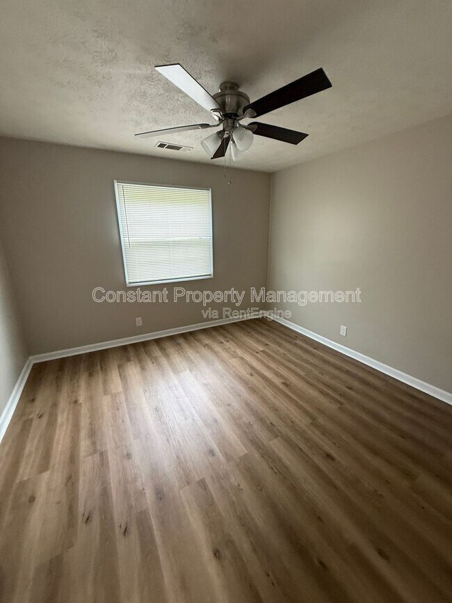 Building Photo - 2632 Coral Way