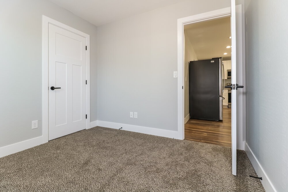 Building Photo - 3865 W Gaby Rd