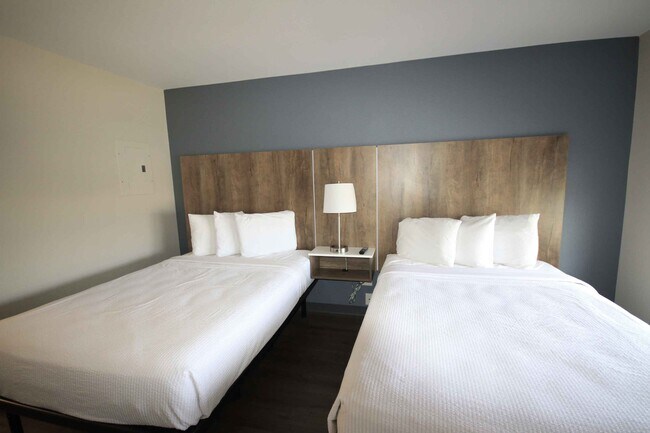 Building Photo - Furnished Studio-Albuquerque - Rio Rancho Blvd.