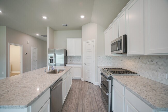 Building Photo - 17112 Coneflower Pl