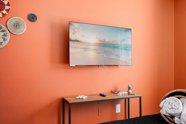 Building Photo - 1978 Majorca Dr